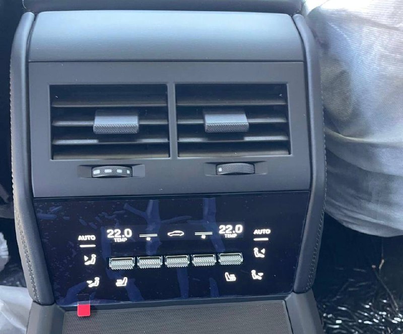 Porsche Panamera 4id-4883