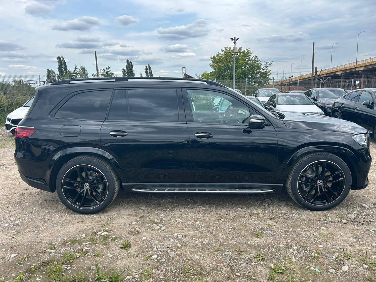 Mercedes-Benz GLS-Class 450did-4885