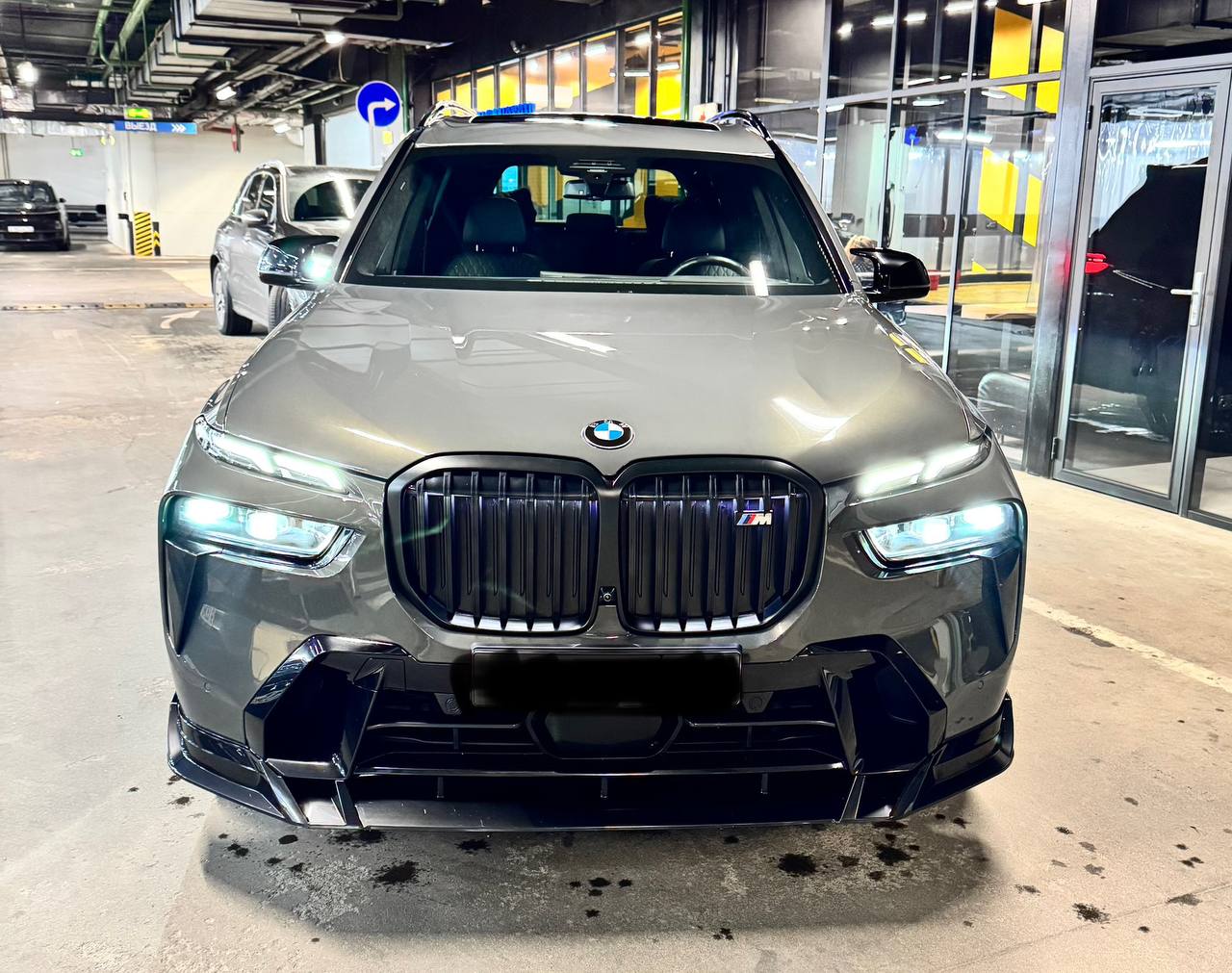 BMW X7 M60iid-5371
