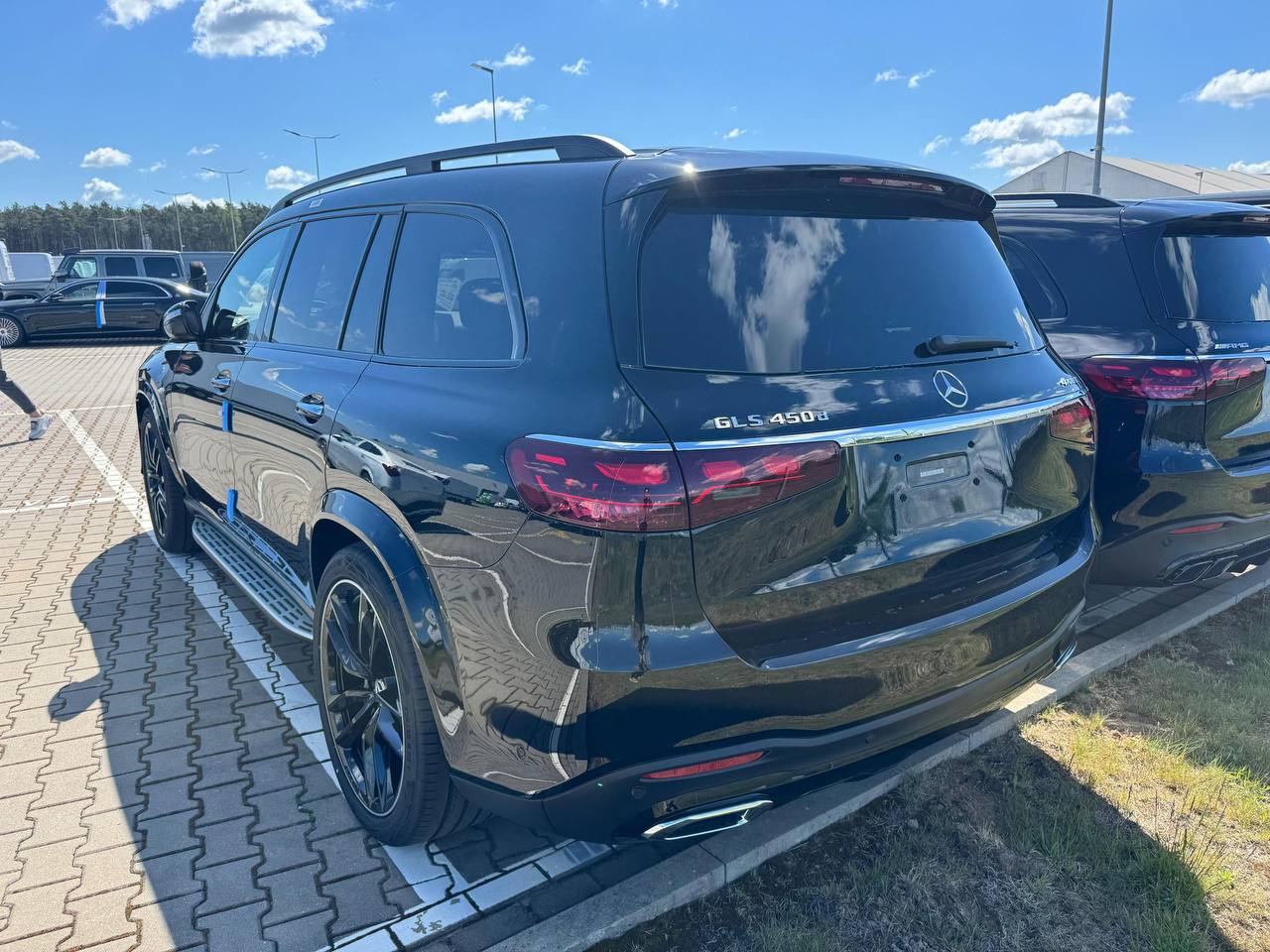 Mercedes-Benz GLS-Class 450did-3741