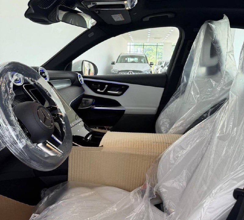 Mercedes-Benz GLC-Class 300 4Mid-3743