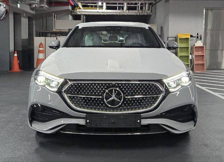 Mercedes-Benz E-Class E300 4M Sportid-3745