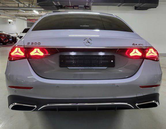 Mercedes-Benz E-Class 300 4Mid-3746