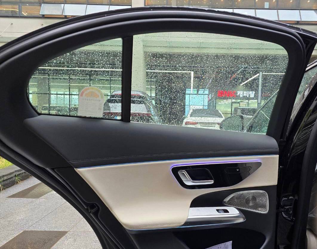 Mercedes-Benz E-Class 300 4M Sportid-3747