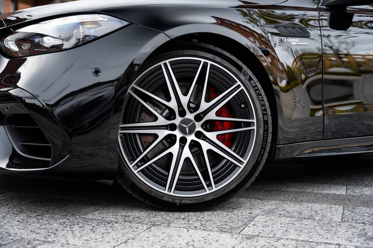 Mercedes-Benz C-Class 63 AMG S E-Perfomanceid-3755