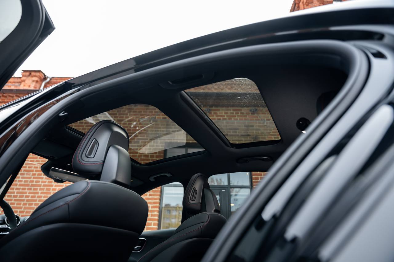 Mercedes-Benz C-Class 63 AMG S E-Perfomanceid-3755