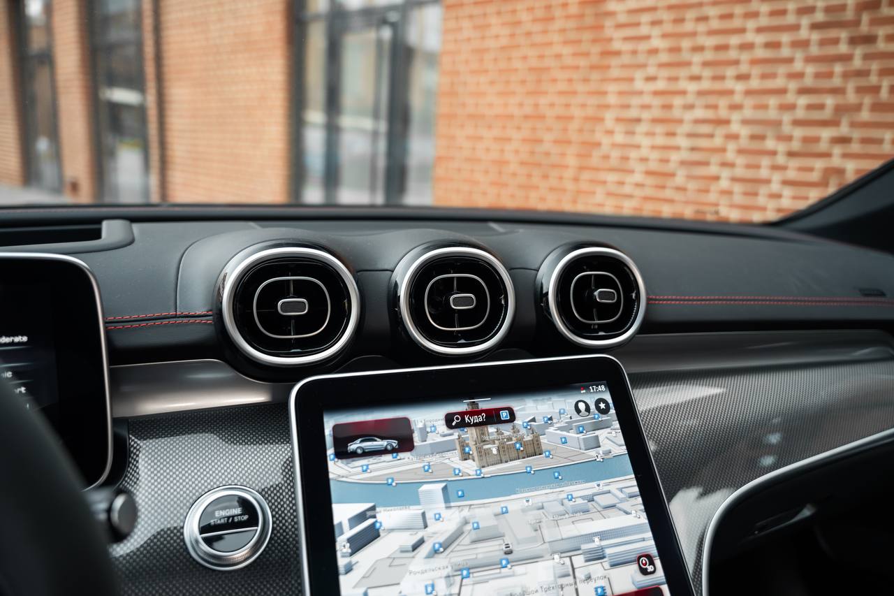 Mercedes-Benz C-Class 63 AMG S E-Perfomanceid-3755