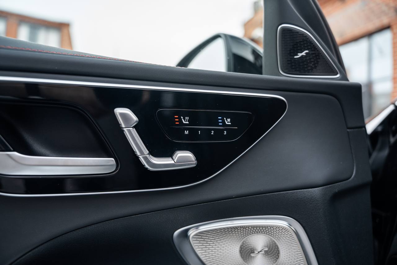 Mercedes-Benz C-Class 63 AMG S E-Perfomanceid-3755