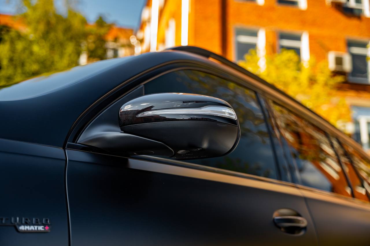 Mercedes-Benz GLS-Class 63 AMGid-3756