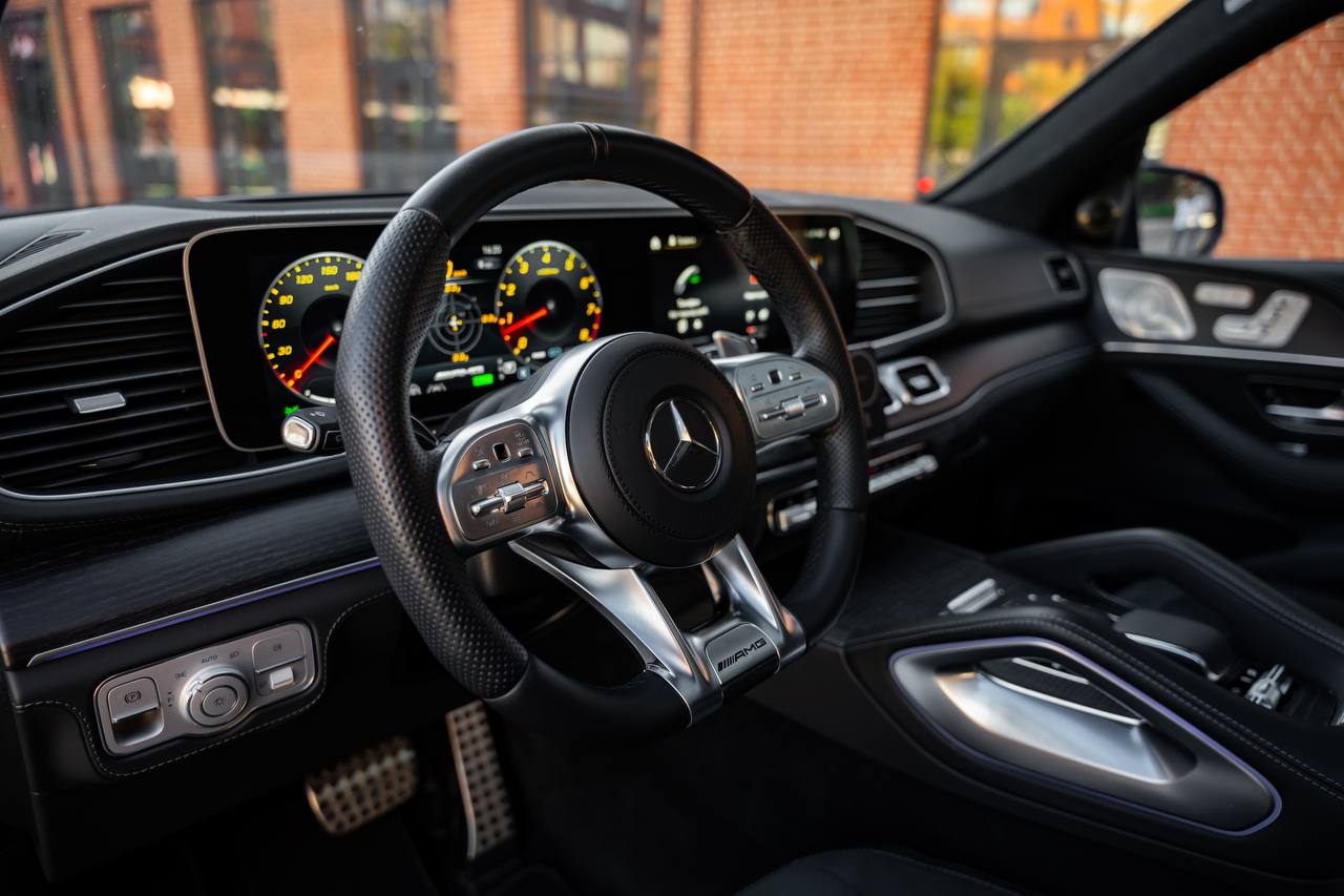 Mercedes-Benz GLS-Class 63 AMGid-3756