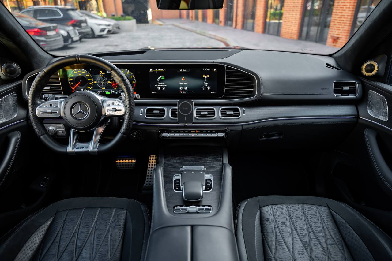 Mercedes-Benz GLS-Class 63 AMGid-3756