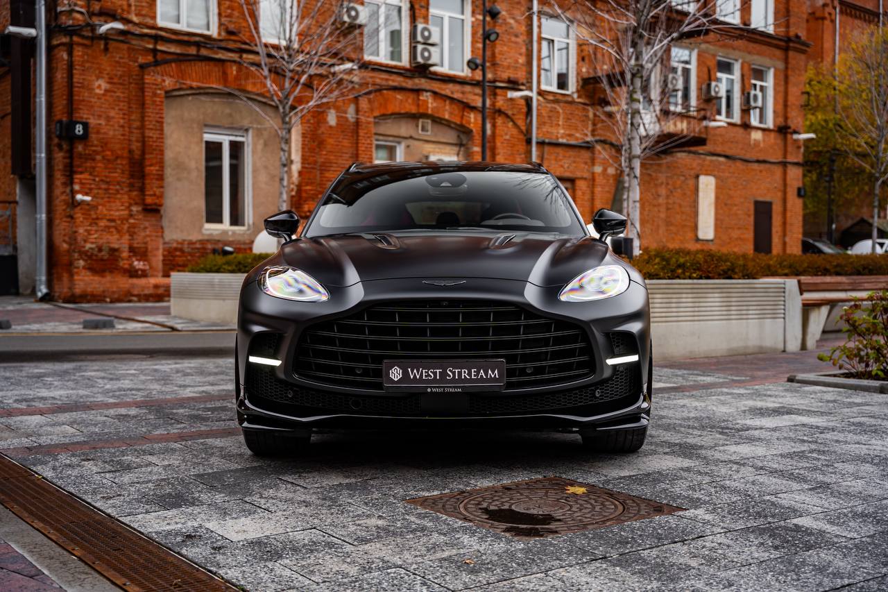 Aston Martin DBX 707id-3760