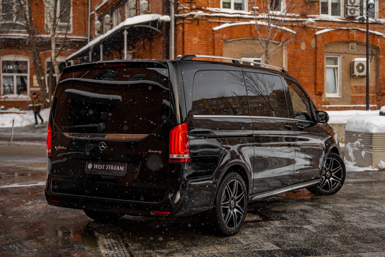 Mercedes-Benz V-Class 300d Longid-3762