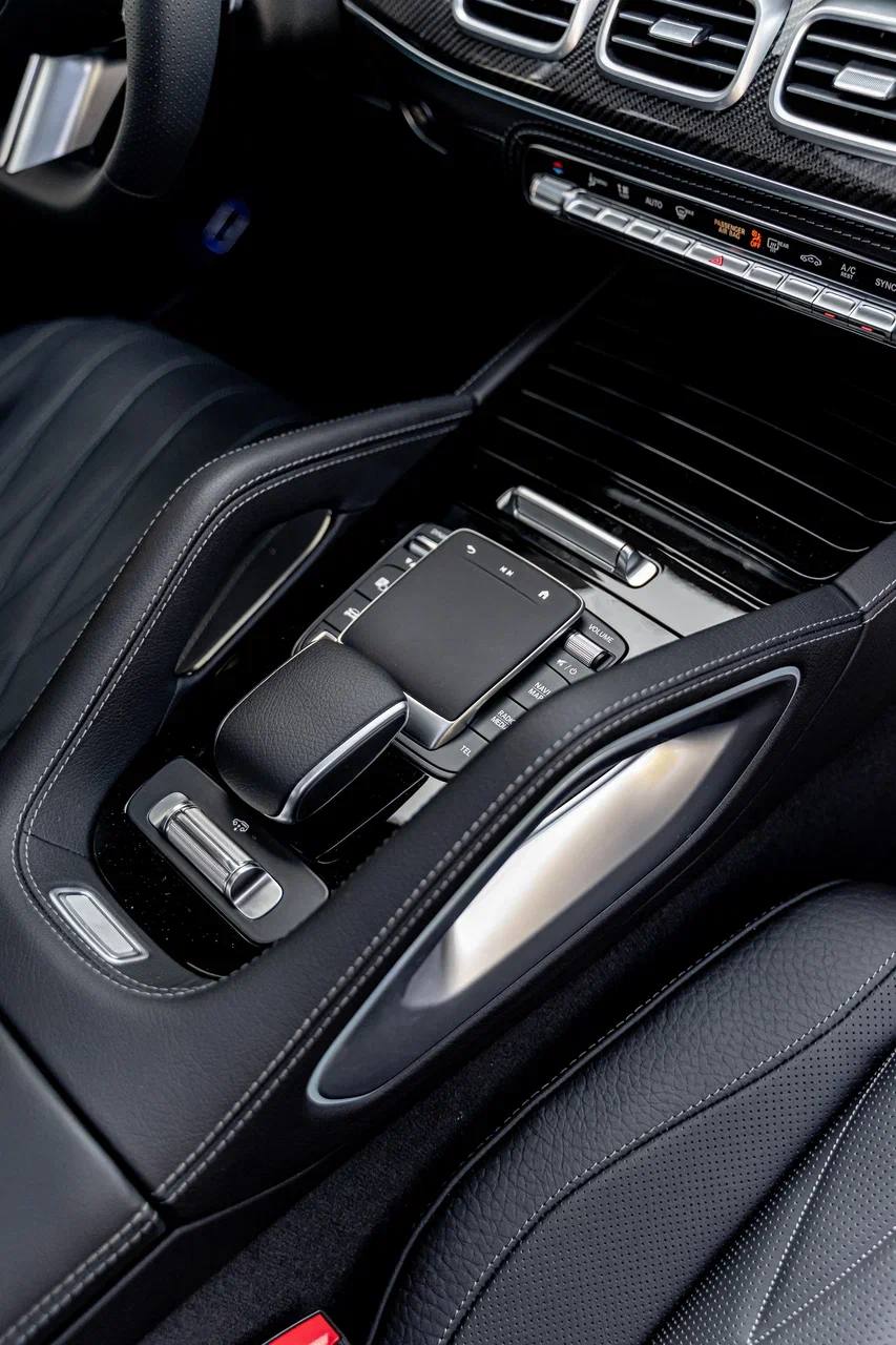 Mercedes-Benz GLS-Class 450did-4597