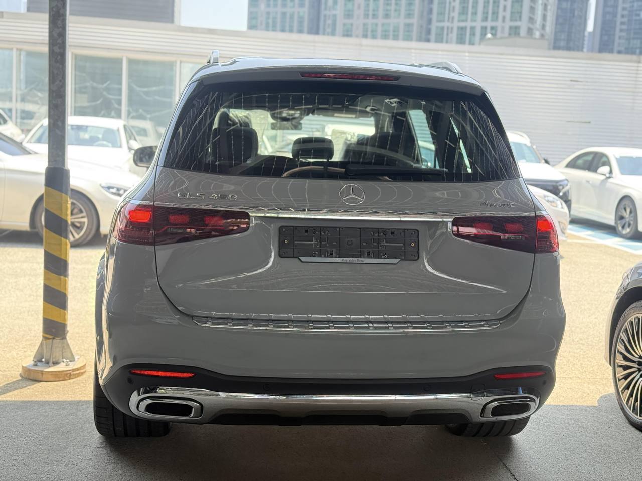 Mercedes-Benz GLS-Class 450id-4604