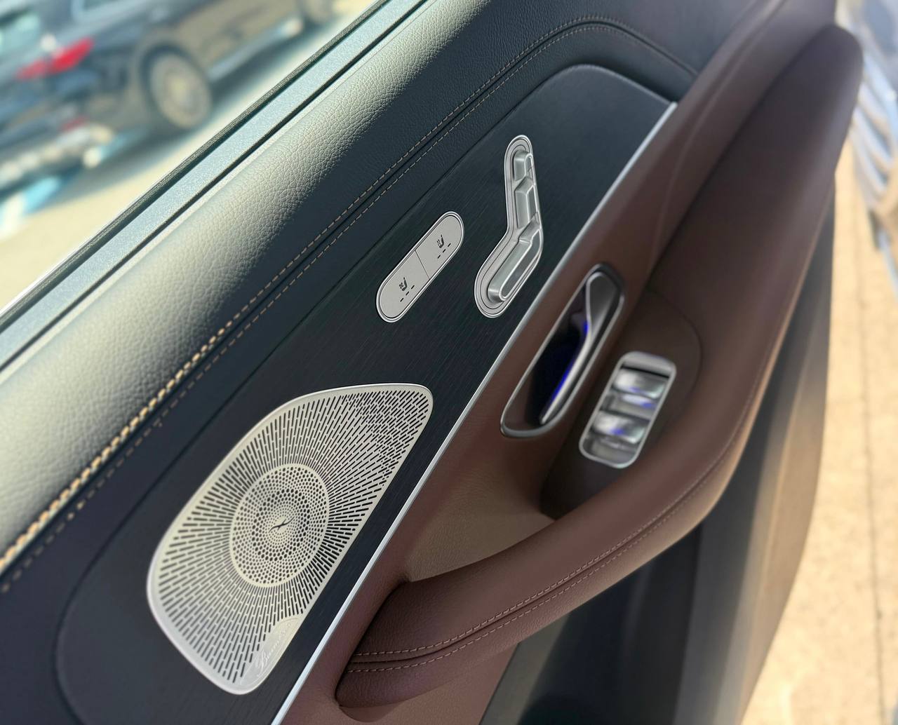 Mercedes-Benz GLS-Class 450id-4604