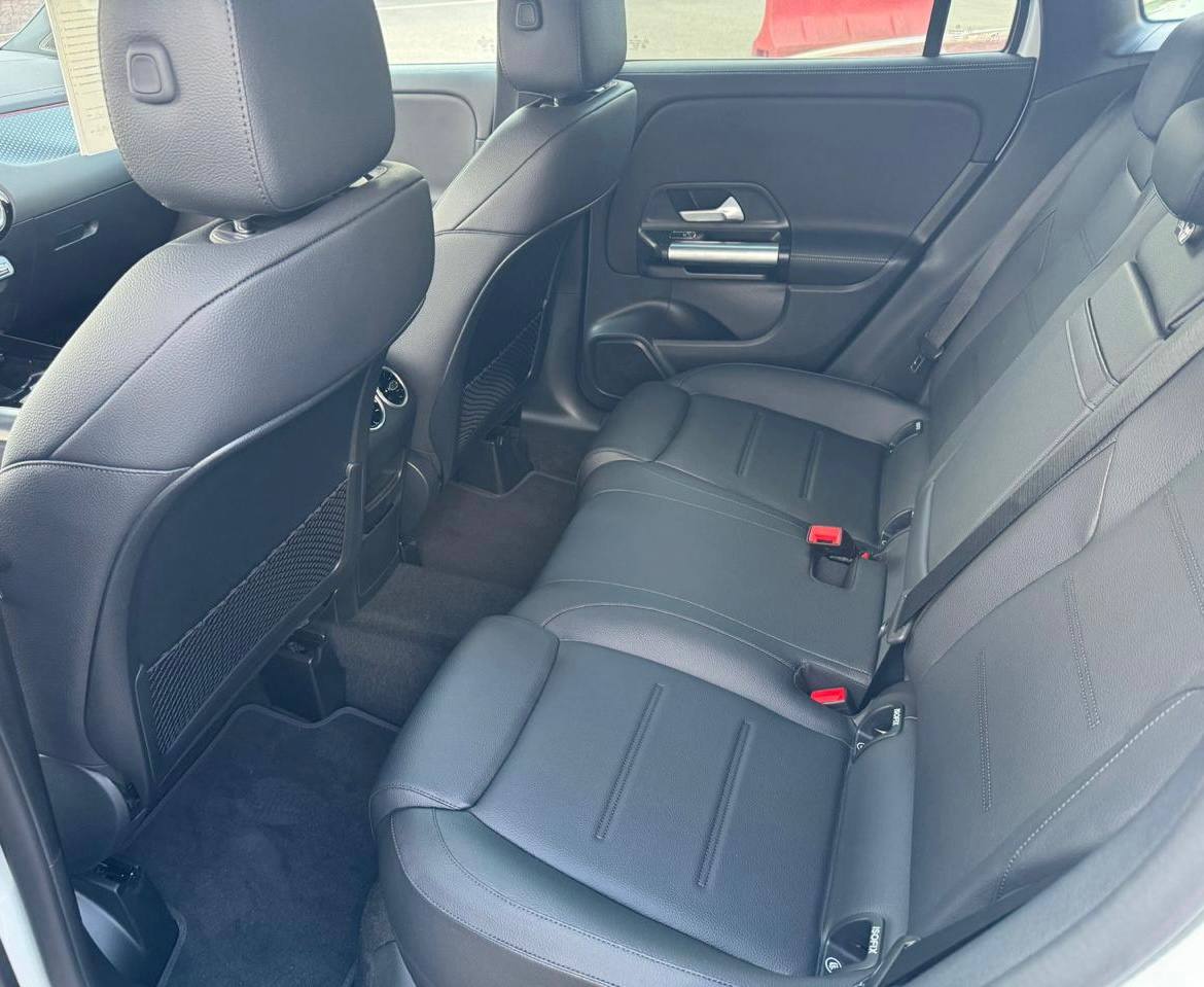 Mercedes-Benz GLA-Class 220 4MATICid-4609