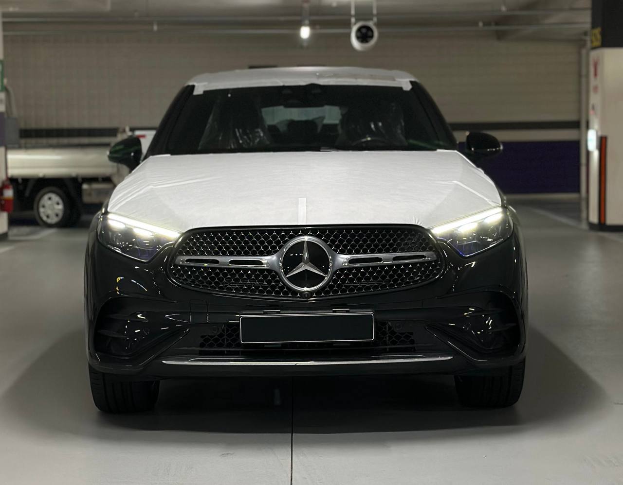 Mercedes-Benz GLC-Class 300 4Mid-4896