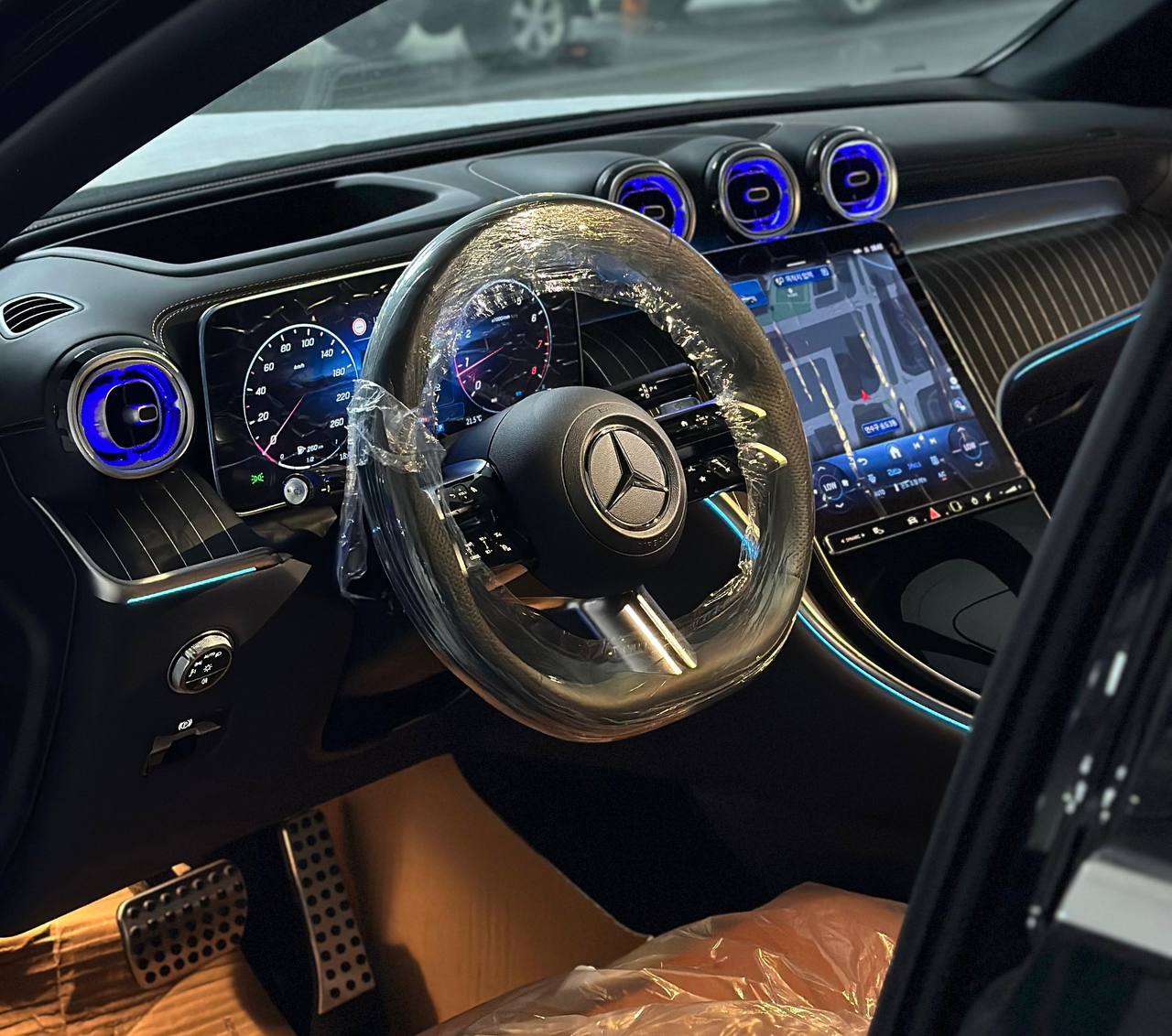 Mercedes-Benz GLC-Class 300 4Mid-4896