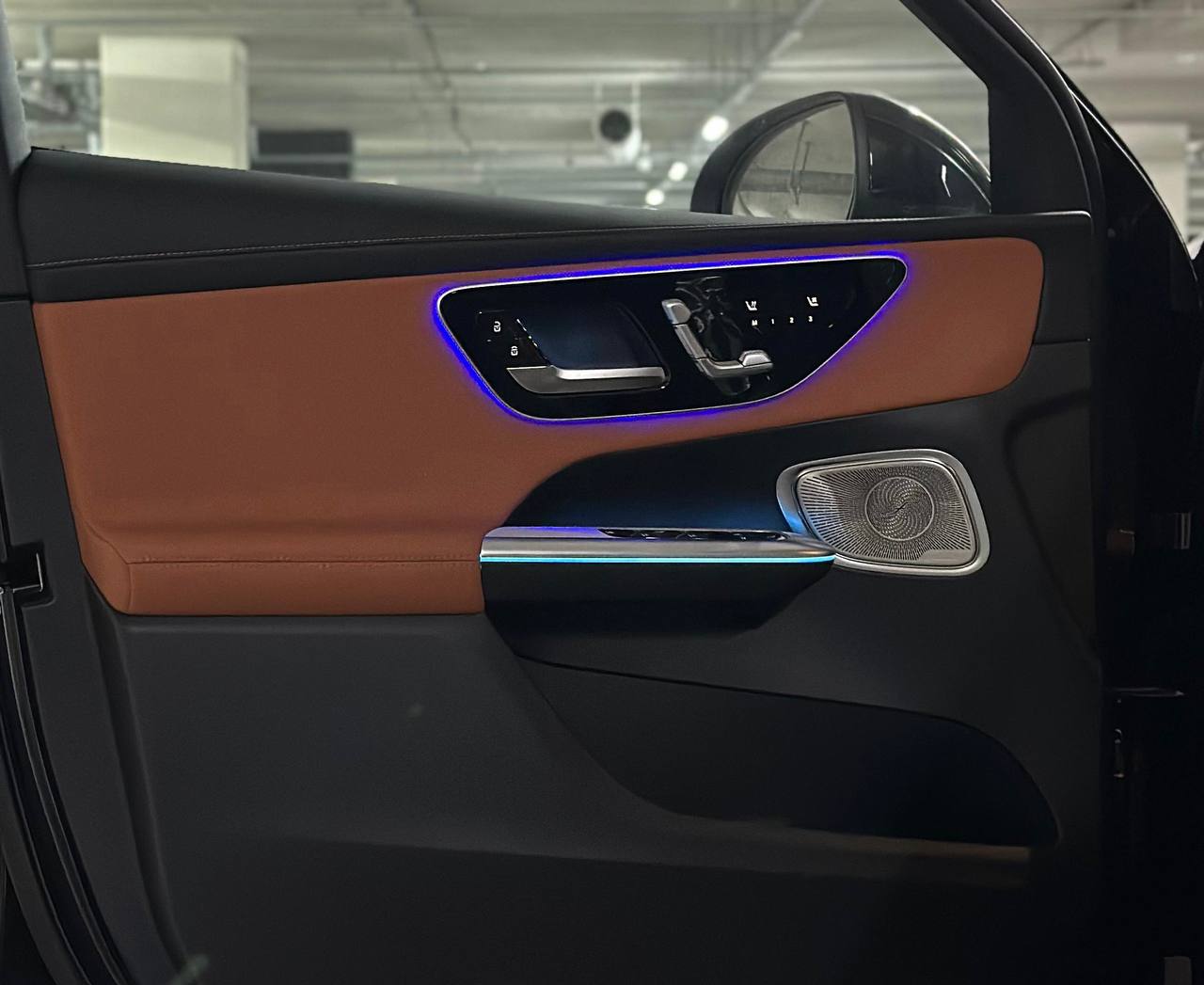 Mercedes-Benz GLC-Class 300 4Mid-4896