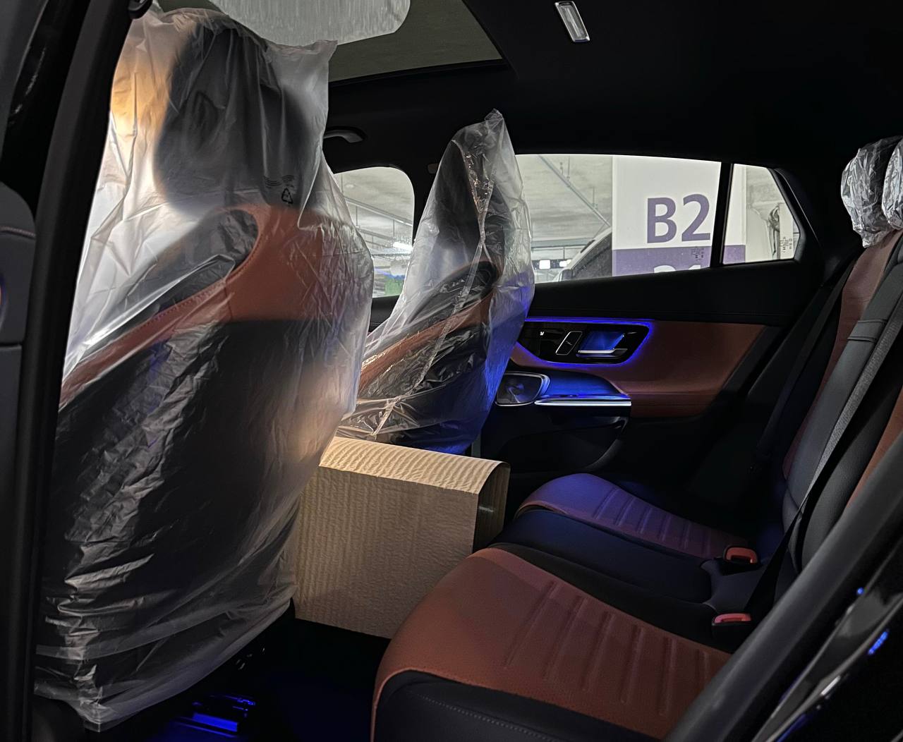 Mercedes-Benz GLC-Class 300 4Mid-4896