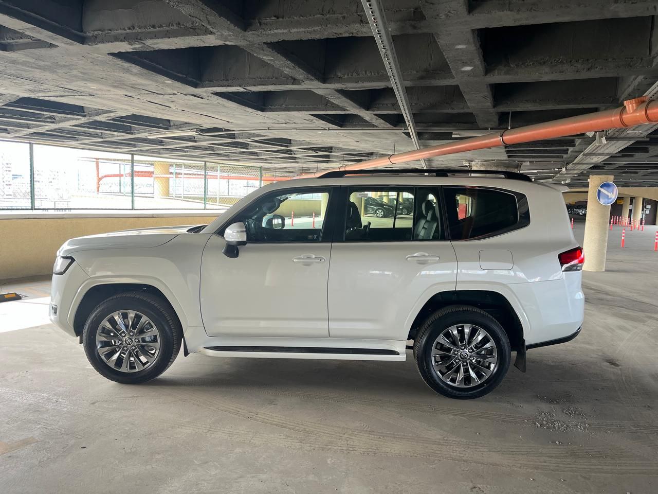 Toyota Land Cruiser 300id-3470