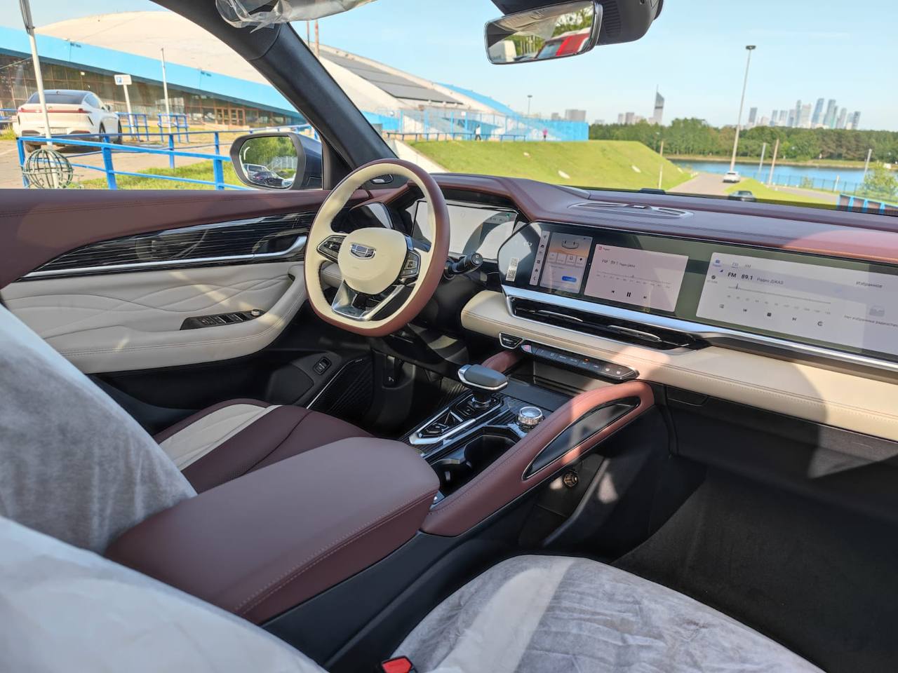 Geely monjaro id-3781