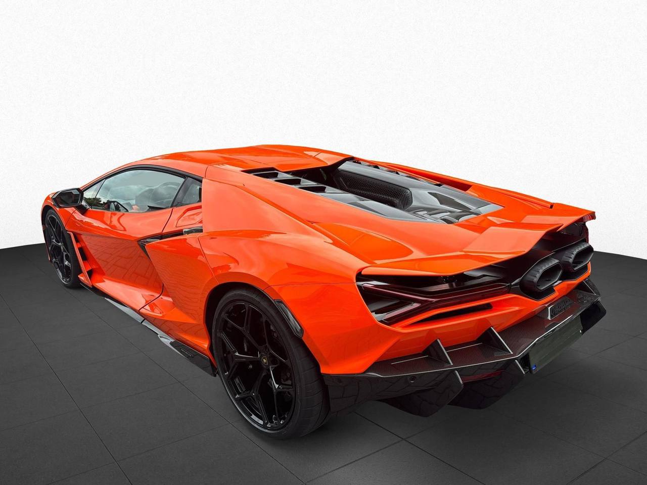 Lamborghini Revuelto Carbon Ext & Intid-4246