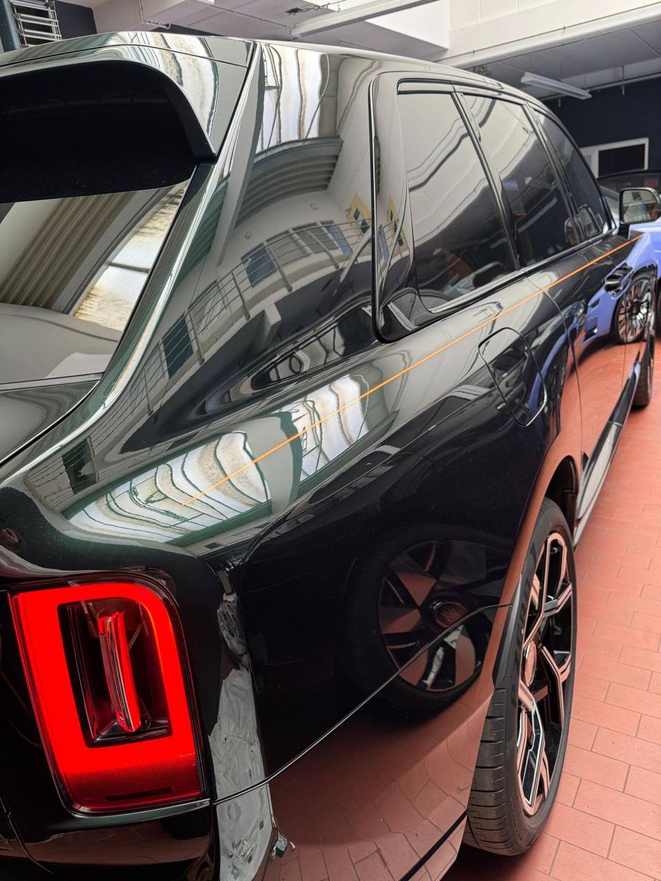 ROLLS ROYCE CULLINAN Black Badgeid-4257