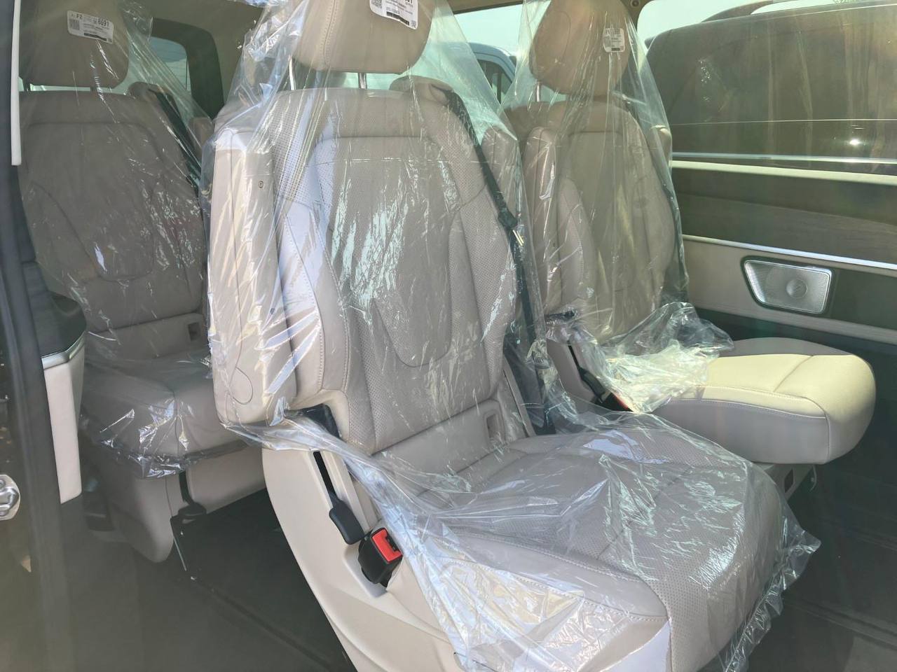 Mercedes-Benz V-Class 300id-4623