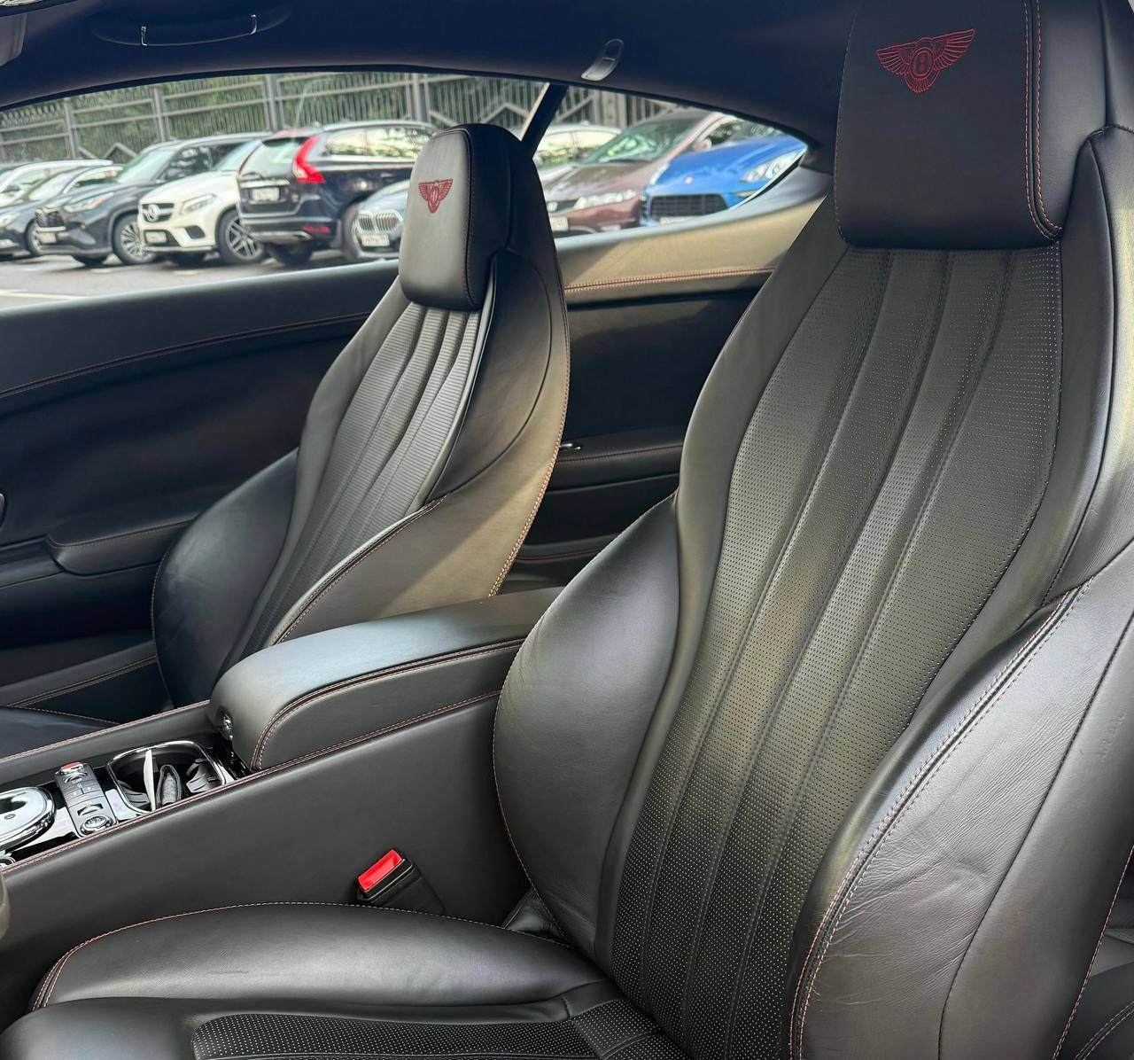 Bentley Continental GT id-4900