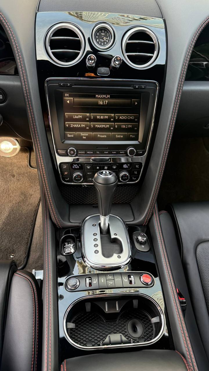 Bentley Continental GT id-4900