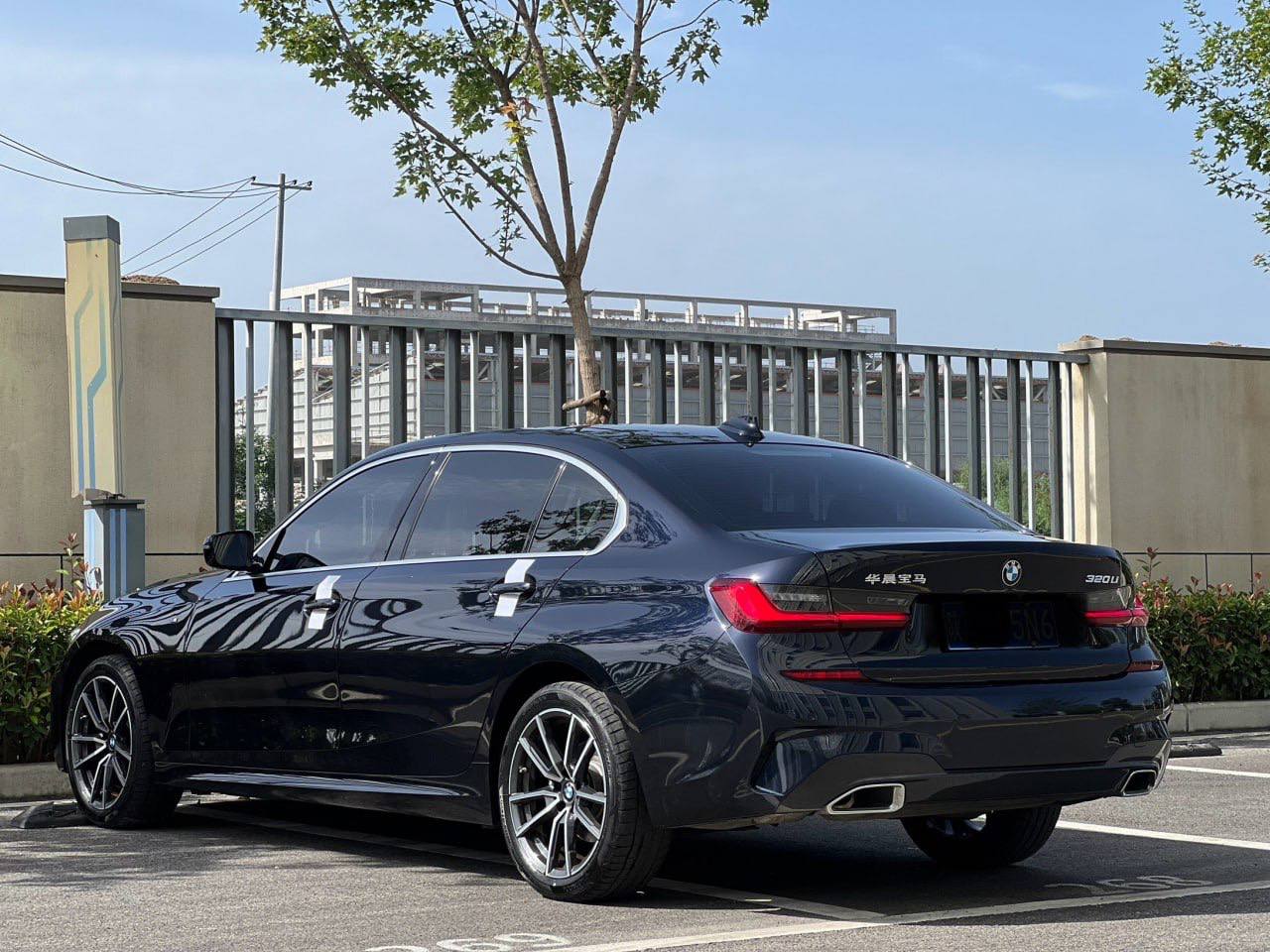 BMW 3 Series 320 Liid-5147