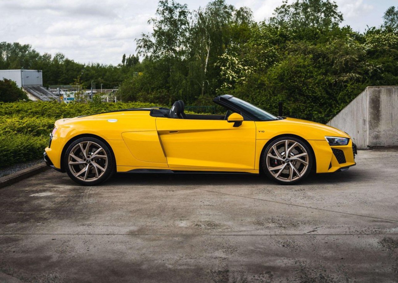 Audi R8 Spyder V10