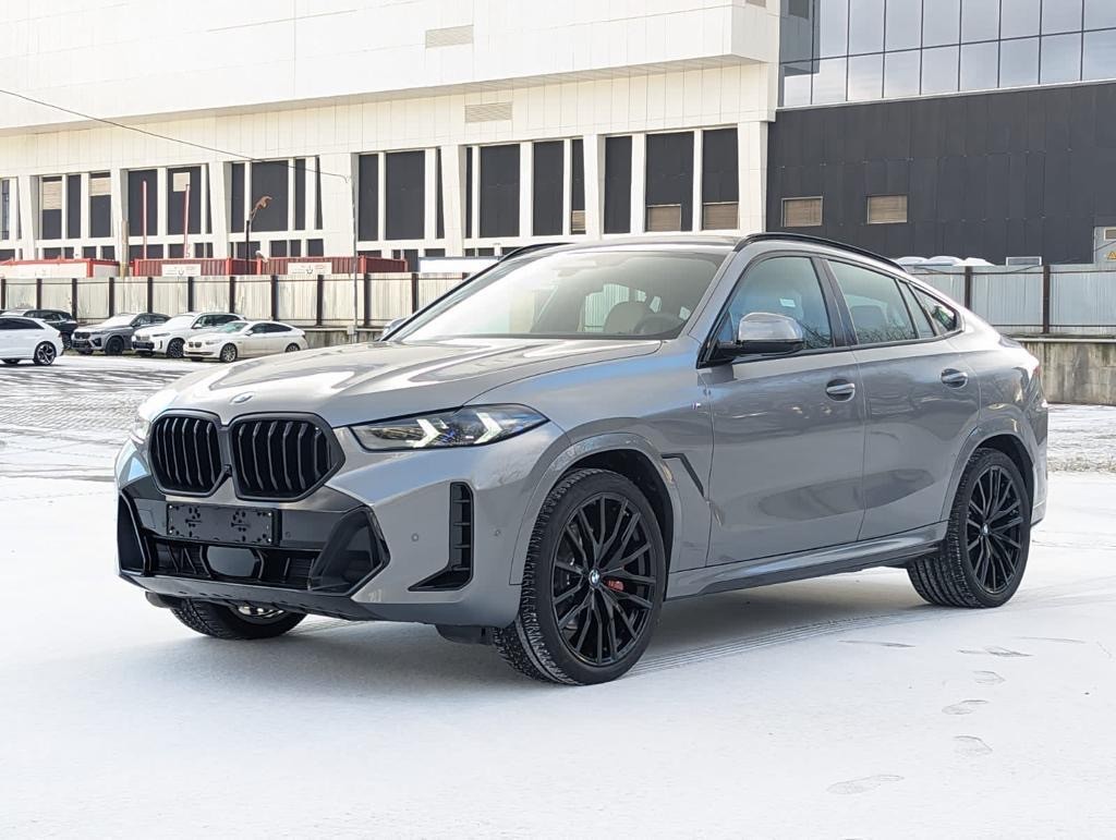 BMW X6 40i
