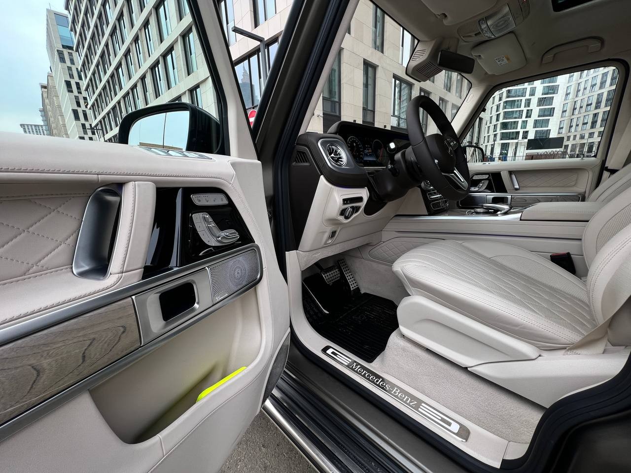 Mercedes G-class G350d 4MATIC AMG