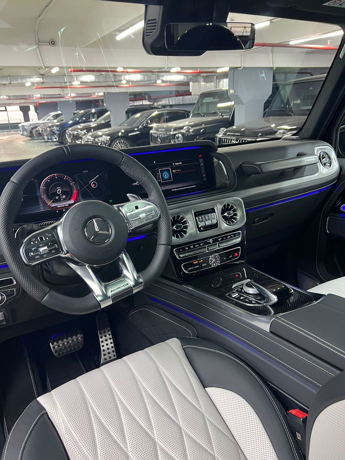 Mercedes G-class G63