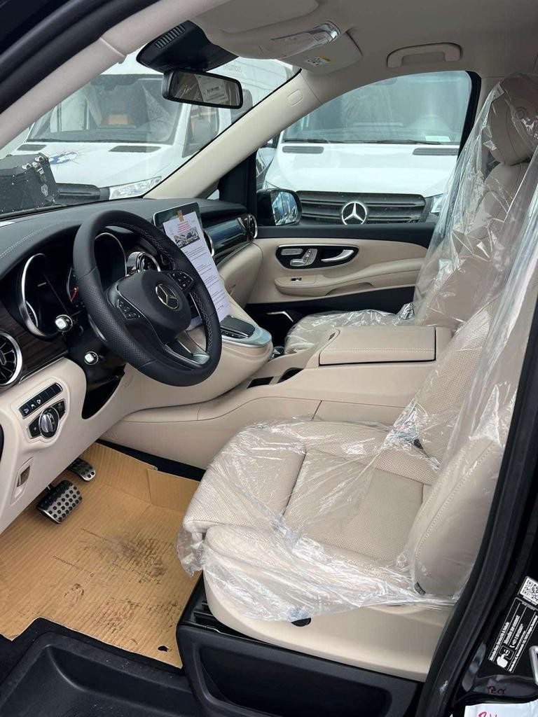 Mercedes V-class V300d Extra Long
