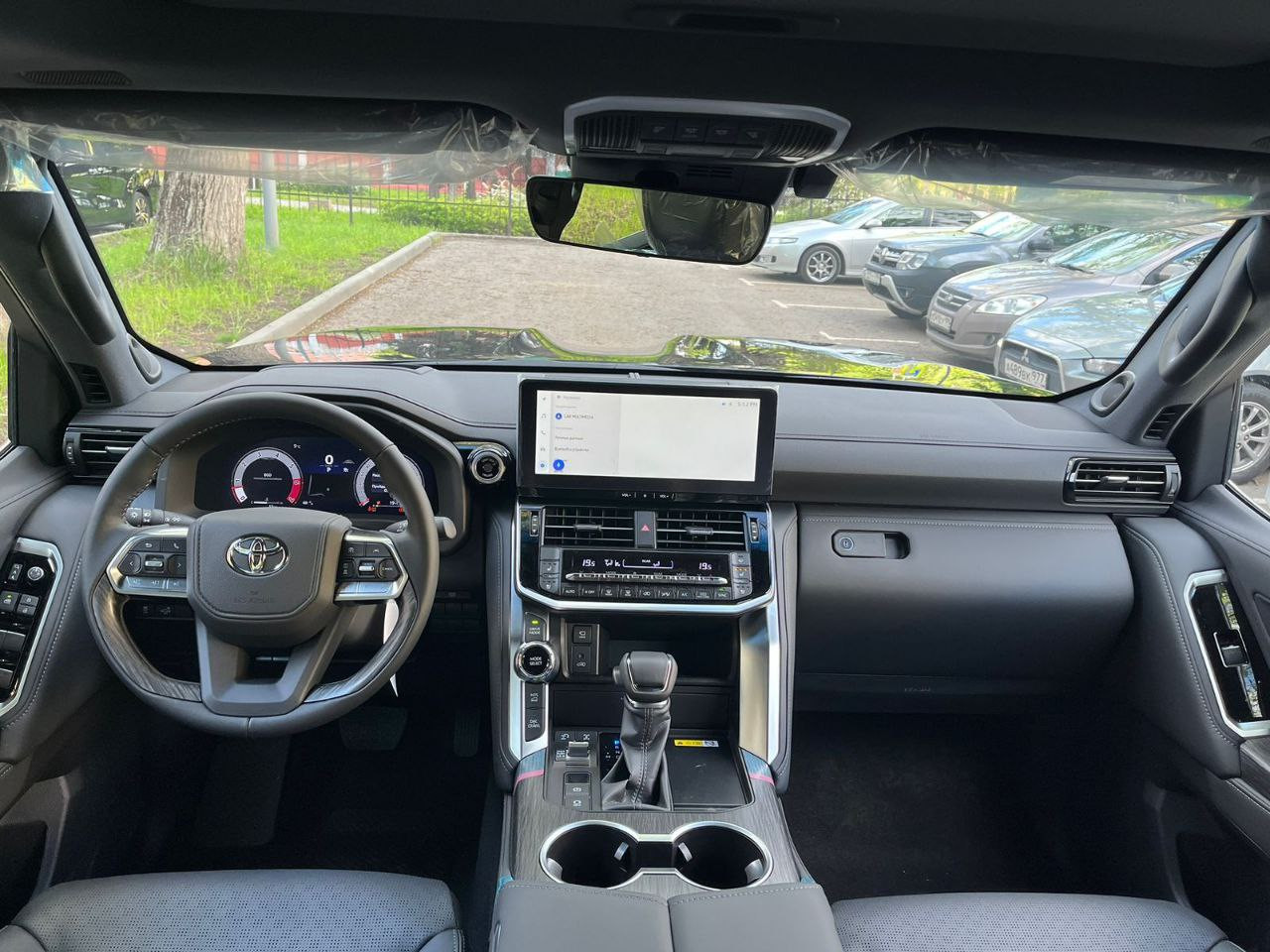 Toyota Land Cruiser 300